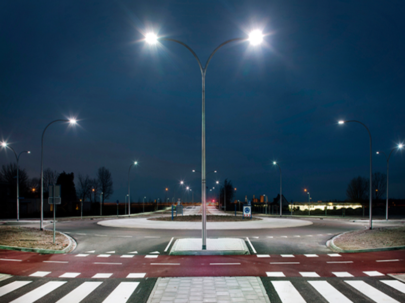 What is the significance of using solar street lights in the construction of new rural areas插图